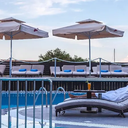 Armonia 3* Nydri (Lefkada)